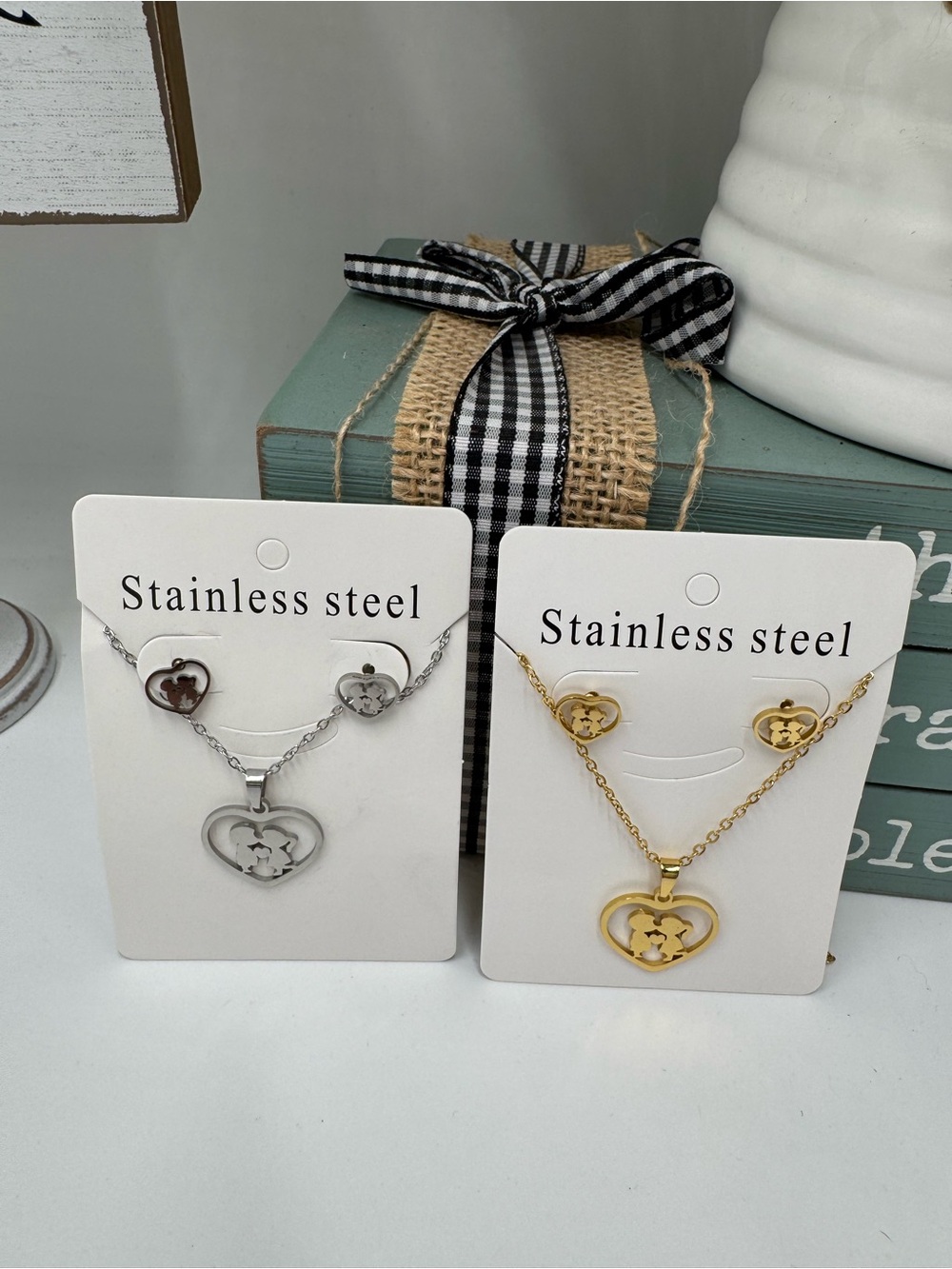 Sweetheart Boy/Girl Earring and Necklace Set - Silver or Gold - Stainless Steel - Picture 4 of 7